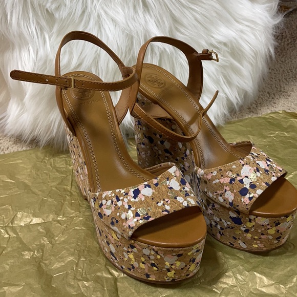 Tory Burch wedge like tall heels - Picture 3 of 7
